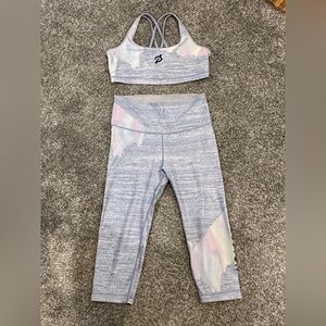 Peloton Size Large Workout Outfit